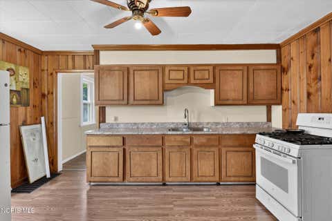 Tiny photo for 1336 Felt Street, Toledo, OH 43605 (MLS # 10011890)