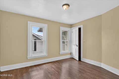 Tiny photo for 1336 Felt Street, Toledo, OH 43605 (MLS # 10011890)
