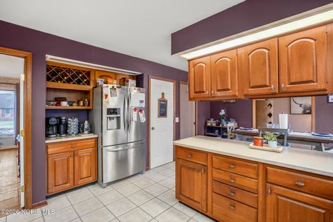 Tiny photo for 4618 Weldwood Lane, Sylvania, OH 43560 (MLS # 10003125)