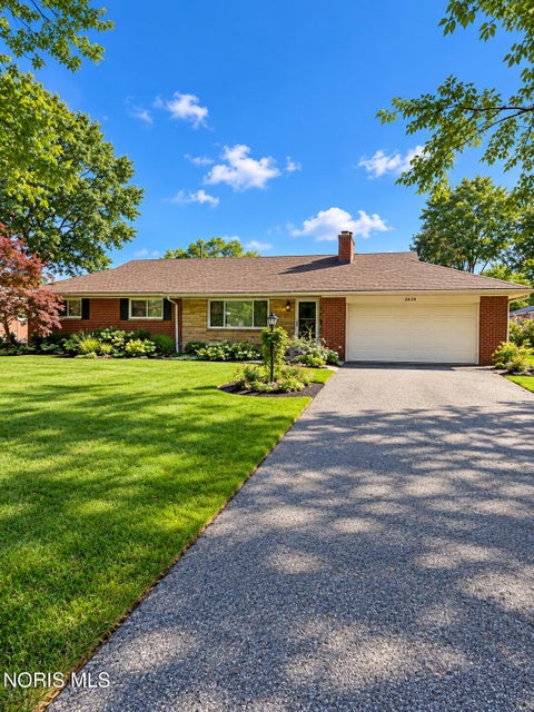 Photo of 3638 Coronada Drive, Toledo, OH 43615 (MLS # 10014265)