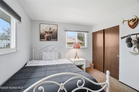 Tiny photo for 526 Sioux Trail, Rossford, OH 43460 (MLS # 10002638)