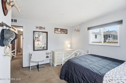 Tiny photo for 526 Sioux Trail, Rossford, OH 43460 (MLS # 10002638)