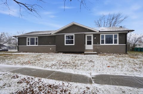 526 Sioux Trail Rossford OH 43460