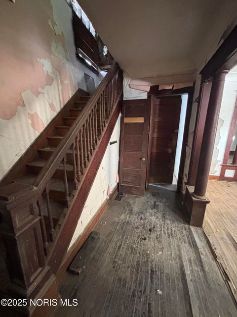 Tiny photo for 504 Ohio Street, Toledo, OH 43611 (MLS # 10001991)