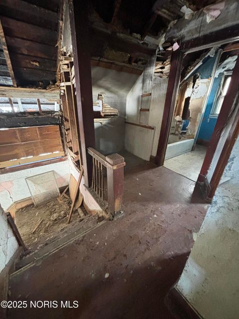 Tiny photo for 504 Ohio Street, Toledo, OH 43611 (MLS # 10001991)