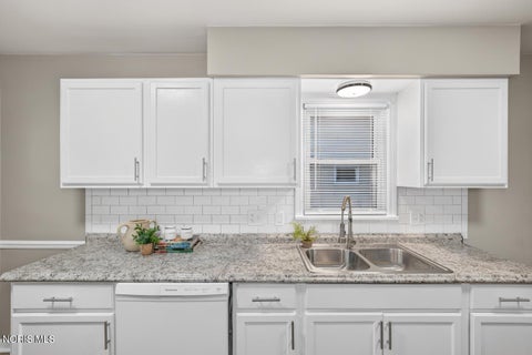 Tiny photo for 4818 Harvest Lane, Toledo, OH 43623 (MLS # 10014673)