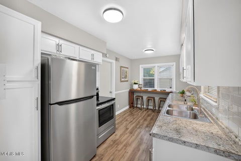 Tiny photo for 4818 Harvest Lane, Toledo, OH 43623 (MLS # 10014673)