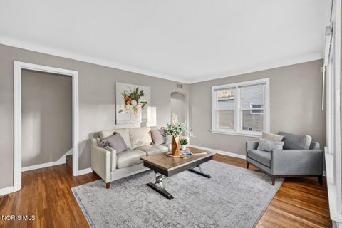 Tiny photo for 4818 Harvest Lane, Toledo, OH 43623 (MLS # 10014673)