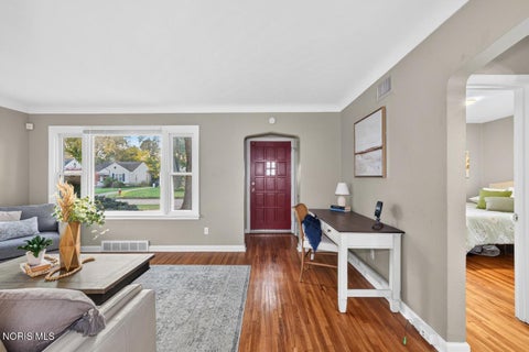 Tiny photo for 4818 Harvest Lane, Toledo, OH 43623 (MLS # 10014673)