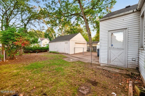 Tiny photo for 4818 Harvest Lane, Toledo, OH 43623 (MLS # 10014673)