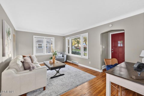 Tiny photo for 4818 Harvest Lane, Toledo, OH 43623 (MLS # 10014673)