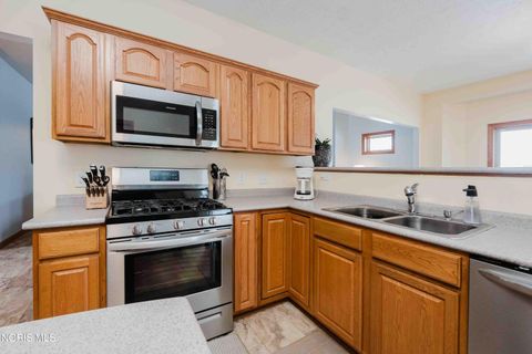 Tiny photo for 2690 County Road 213, Clyde, OH 43410 (MLS # 10004401)