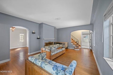 Tiny photo for 2823 Goddard Rd RD, Toledo, OH 43606 (MLS # 10013386)