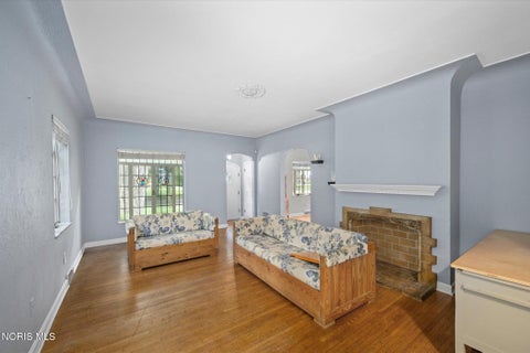 Tiny photo for 2823 Goddard Rd RD, Toledo, OH 43606 (MLS # 10013386)