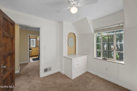 Tiny photo for 2823 Goddard Rd RD, Toledo, OH 43606 (MLS # 10013386)