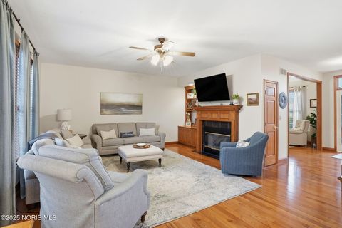 Tiny photo for 15818 Forest Lane, Findlay, OH 45840 (MLS # 10003118)