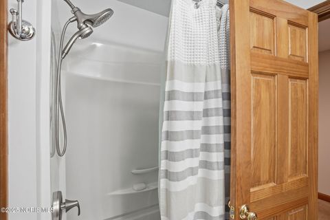 Tiny photo for 15818 Forest Lane, Findlay, OH 45840 (MLS # 10003118)