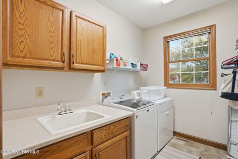 Tiny photo for 15818 Forest Lane, Findlay, OH 45840 (MLS # 10003118)