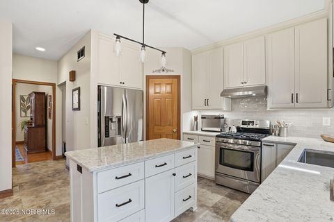 Tiny photo for 15818 Forest Lane, Findlay, OH 45840 (MLS # 10003118)