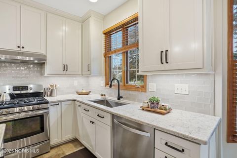 Tiny photo for 15818 Forest Lane, Findlay, OH 45840 (MLS # 10003118)