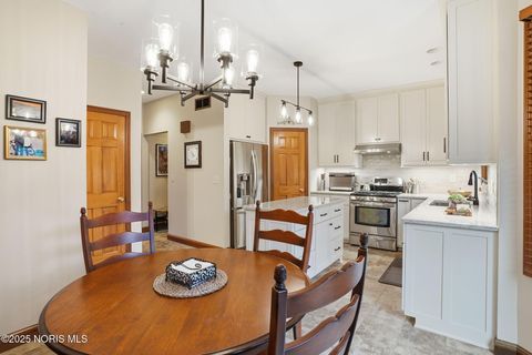 Tiny photo for 15818 Forest Lane, Findlay, OH 45840 (MLS # 10003118)