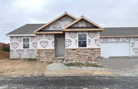 Photo of 987 Greenbrier Road #126, Upper Sandusky, OH 43351 (MLS # 10001213)