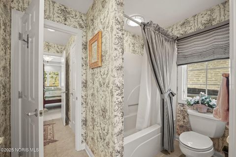 Tiny photo for 3555 Hill River Drive, Toledo, OH 43615 (MLS # 10000853)