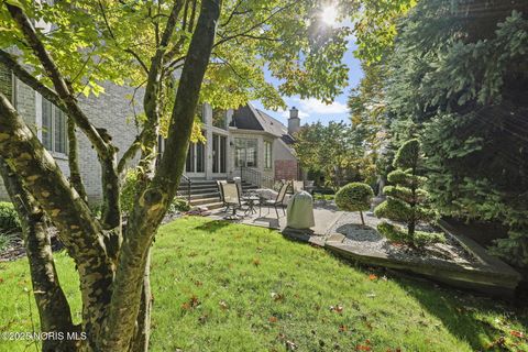 Tiny photo for 3555 Hill River Drive, Toledo, OH 43615 (MLS # 10000853)