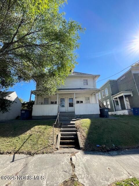 Photo of 462 3rd Street, Toledo, OH 43605 (MLS # 10002162)