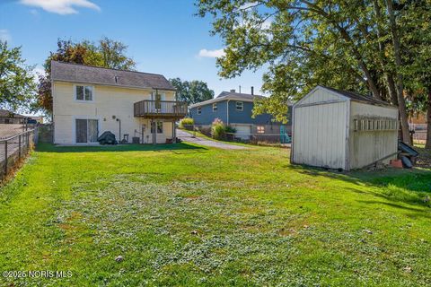 Tiny photo for 1923 Watts Avenue, Oregon, OH 43616 (MLS # 10000313)