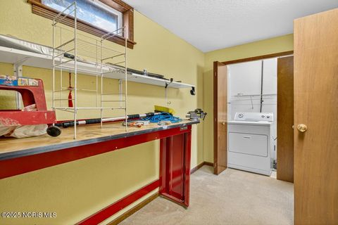 Tiny photo for 1923 Watts Avenue, Oregon, OH 43616 (MLS # 10000313)