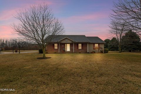 Photo of 761 Marlow Drive, Liberty Center, OH 43532 (MLS # 10004580)