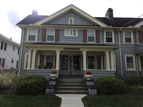 Photo of Toledo, OH 43614 (MLS # 10000857) Photo of Toledo, OH 43614 (MLS # 10000857)