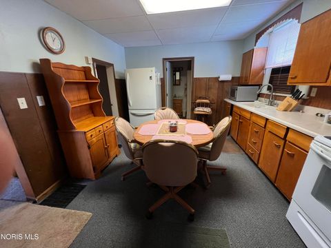 Tiny photo for 1150 W Wayne Street, Lima, OH 45805 (MLS # 10009210)
