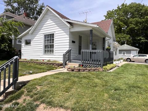 Tiny photo for 1150 W Wayne Street, Lima, OH 45805 (MLS # 10009210)
