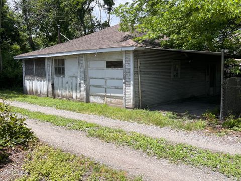 Tiny photo for 1150 W Wayne Street, Lima, OH 45805 (MLS # 10009210)