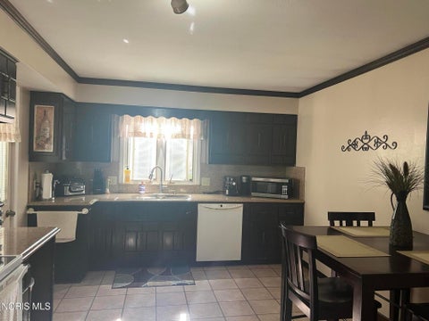 Tiny photo for 1763 Fallbrook Road, Toledo, OH 43614 (MLS # 10013090)