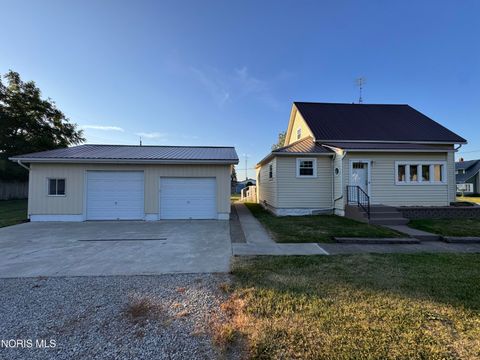Photo of 203 Pleasant Street, Edon, OH 43518 (MLS # 10009994)