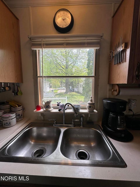 Mobile Home For Sale - 10430 Airport Highway #183<br/> Swanton, OH 43558