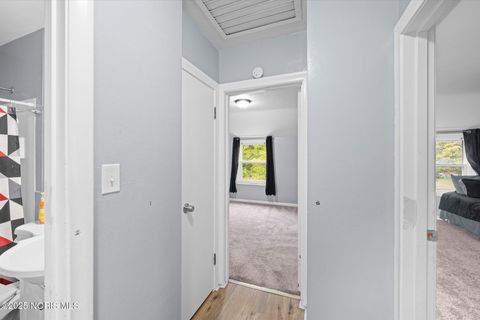 Tiny photo for 2146 Marlow Road, Toledo, OH 43613 (MLS # 10003744)