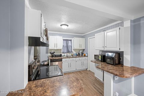 Tiny photo for 2146 Marlow Road, Toledo, OH 43613 (MLS # 10003744)