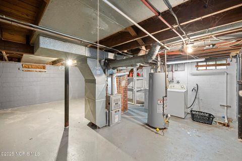 Tiny photo for 2146 Marlow Road, Toledo, OH 43613 (MLS # 10003744)