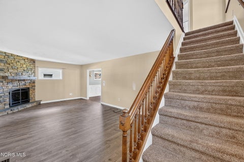Tiny photo for 242 W 7th Street, Perrysburg, OH 43551 (MLS # 10014088)