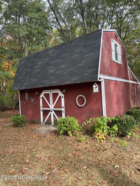 Tiny photo for 2076 County Road E Rd, Swanton, OH 43558 (MLS # 10000278)