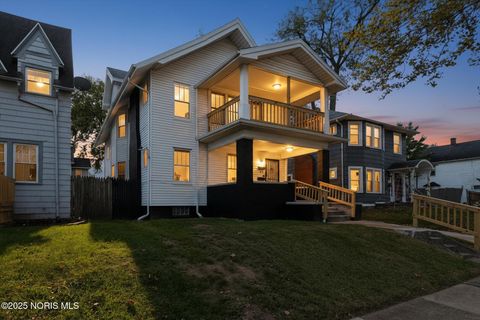 1907 Fernwood Avenue Toledo OH 43607