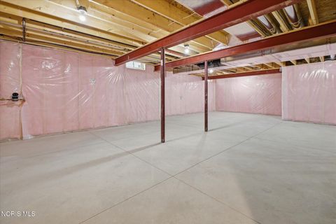 Tiny photo for 161 Bentley Drive, Perrysburg, OH 43551 (MLS # 10005001)