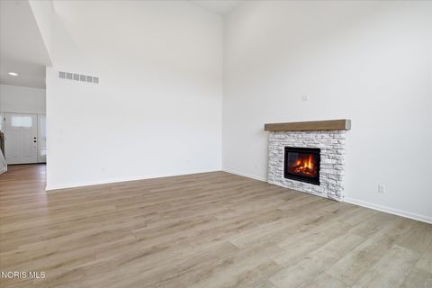 Tiny photo for 161 Bentley Drive, Perrysburg, OH 43551 (MLS # 10005001)