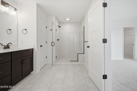 Tiny photo for 161 Bentley Drive, Perrysburg, OH 43551 (MLS # 10005001)