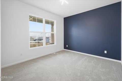 Tiny photo for 161 Bentley Drive, Perrysburg, OH 43551 (MLS # 10005001)