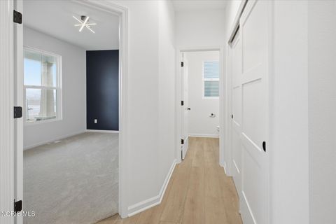 Tiny photo for 161 Bentley Drive, Perrysburg, OH 43551 (MLS # 10005001)